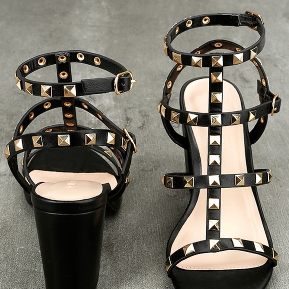 Studded heels - Picture 2 of 4